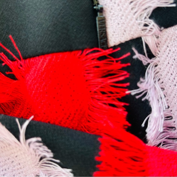 NWT! VERSACE COUTURE Black Mini Skirt w/ Red + Pink Art Deco Design Size 40 - Picture 9 of 15